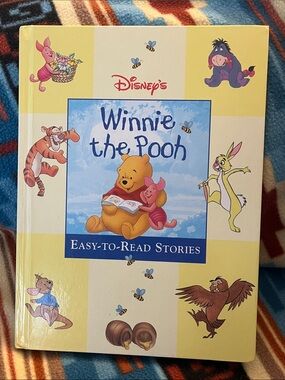 Disney’s Winnie the Pooh: Easy-to-Read Stories – Hardcover (2000)